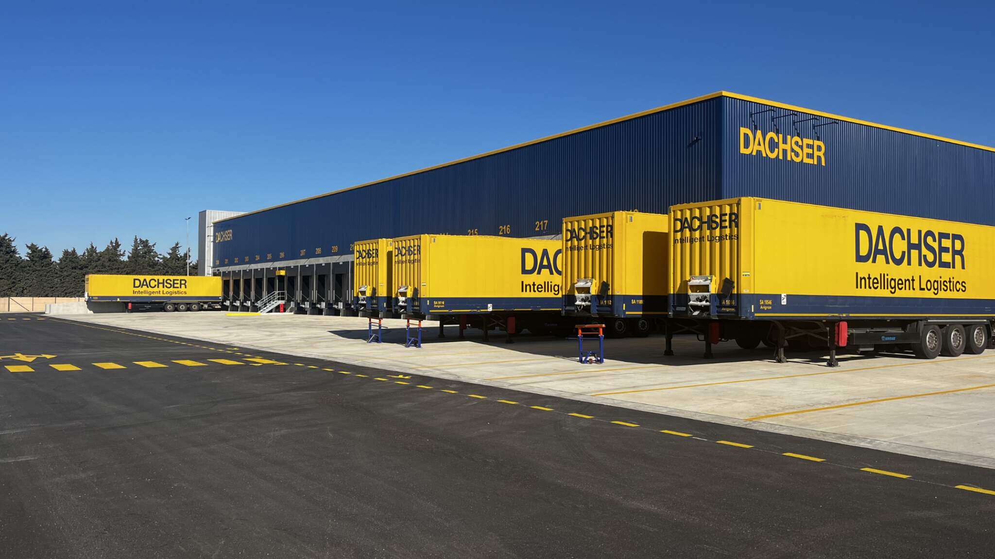 Nouvelle agence transport DACHSER &agrave; N&icirc;mes